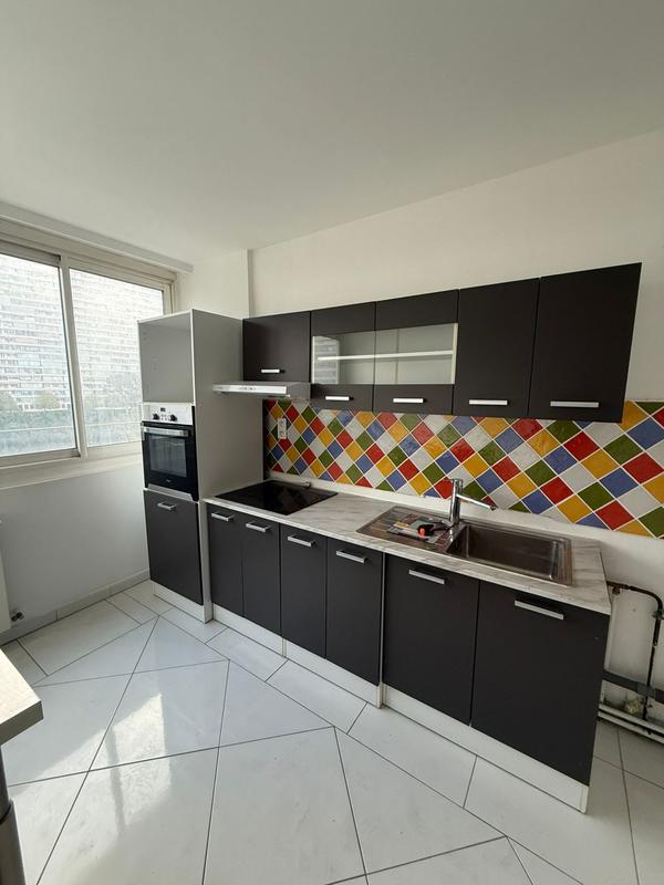 Appartement - 60 m² - 2 pièces