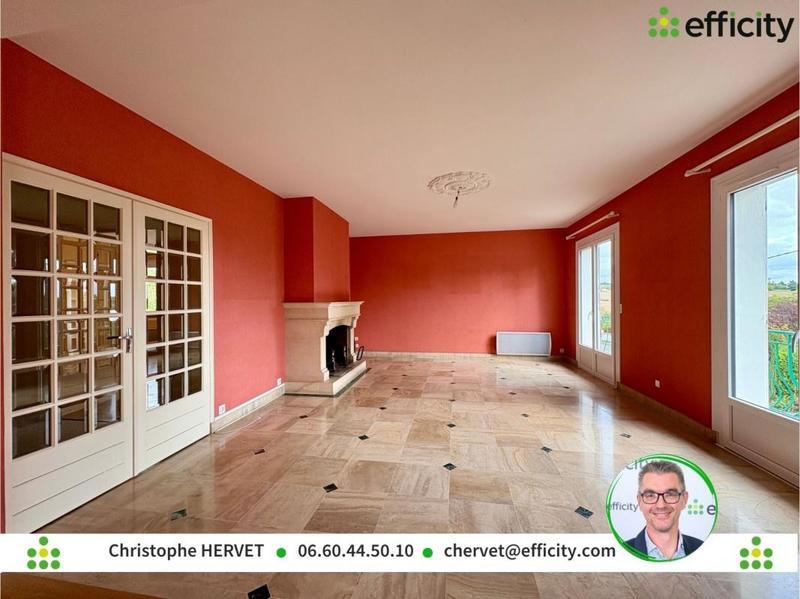 Maison - 263 m² - 8 pièces