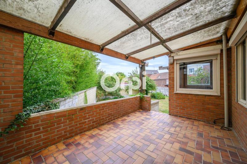 Maison - 94 m² - 5 pièces