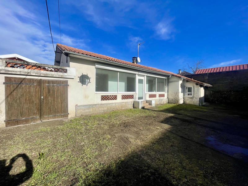 Maison - 104 m² - 4 pièces