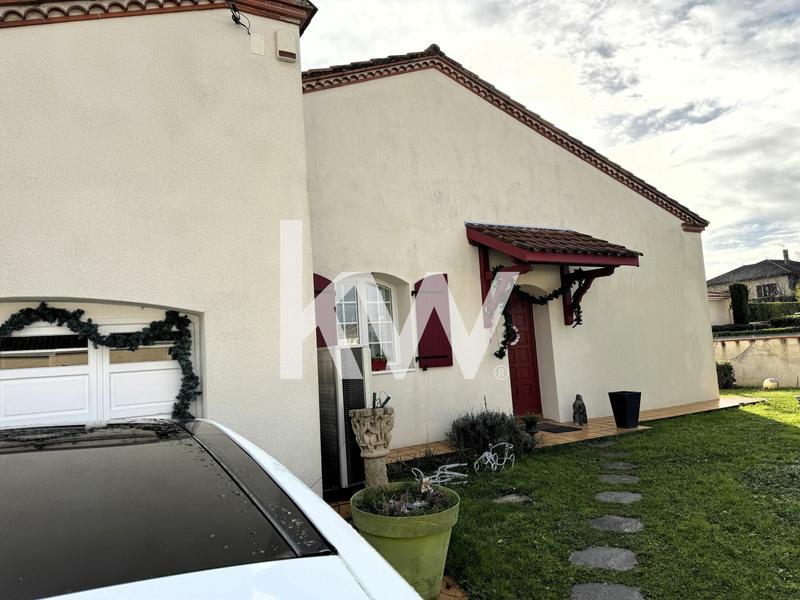 Maison - 214 m² - 9 pièces