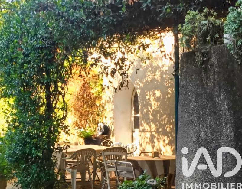 Maison de village - 206 m² - 9 pièces