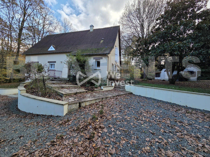 Maison - 213 m² - 7 pièces