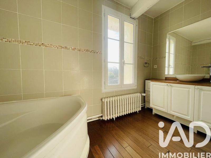 Maison - 276 m² - 10 pièces