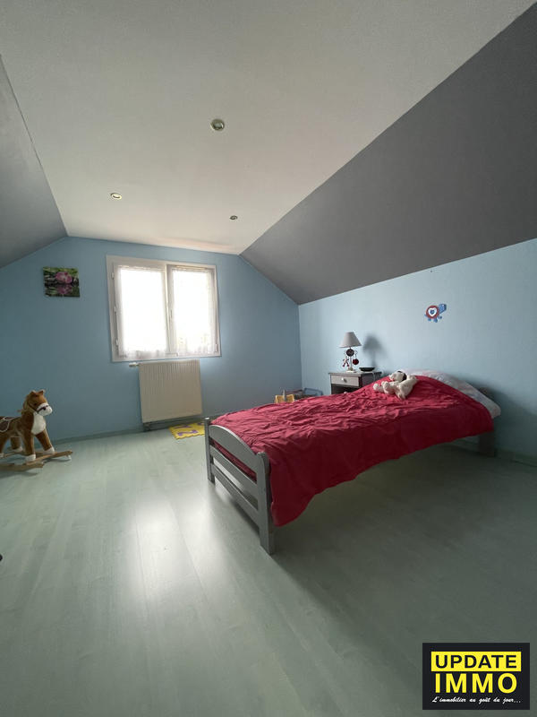 Maison - 134 m² - 9 pièces