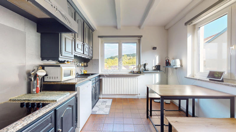 Maison - 101 m² - 6 pièces