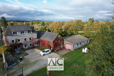 Maison - 195 m² - 8 pièces