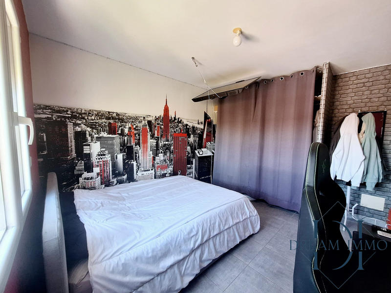 Villa - 136 m² - 5 pièces