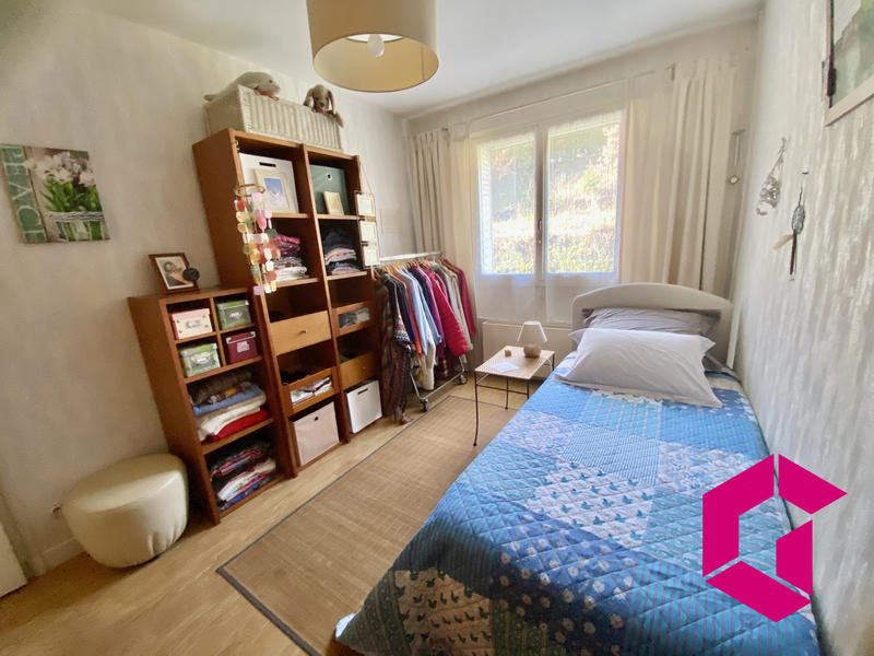 Appartement - 79 m² - 4 pièces