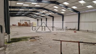 Entrepôt - 4 320 m²