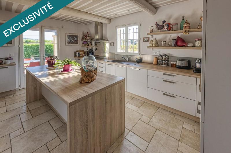 Villa - 200 m² - 8 pièces