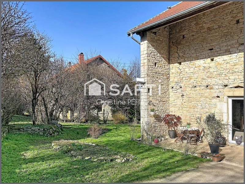 Maison - 158 m² - 5 pièces