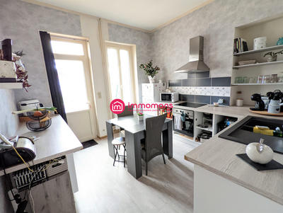 Maison - 151 m² - 6 pièces