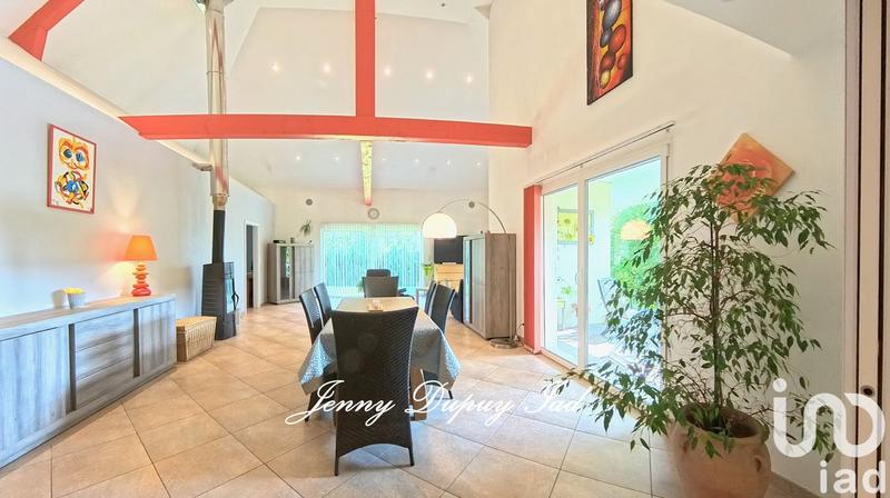 Maison de maîtres - 208 m² - 8 pièces