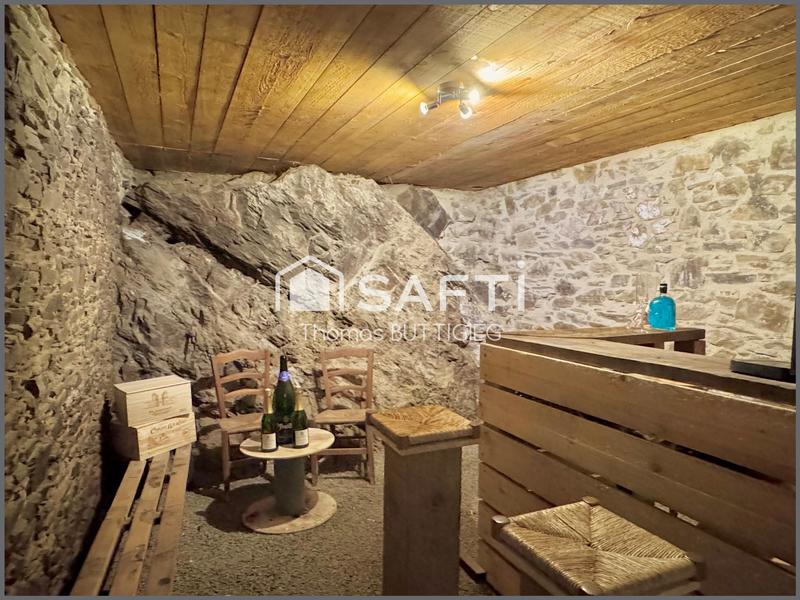 Maison - 136 m² - 6 pièces