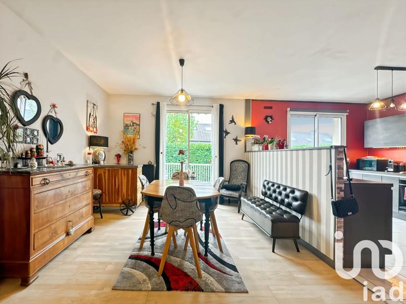 Maison - 98 m² - 4 pièces