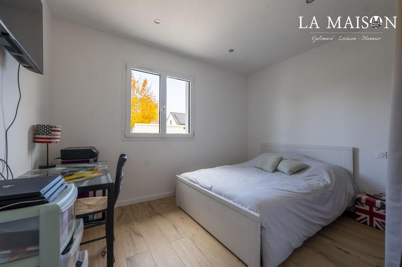 Maison traditionnelle - 160 m² - 7 pièces