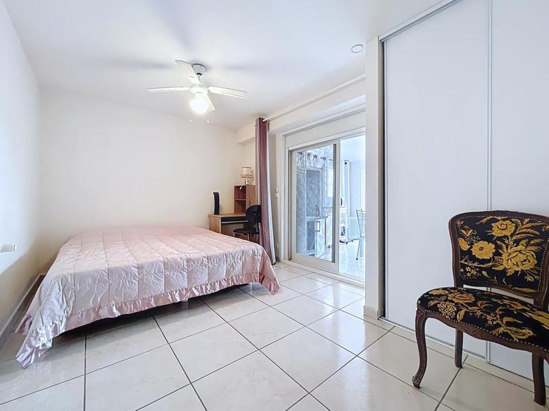 Pavillon - 197 m² - 5 pièces