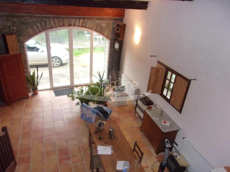 Propriété - 295 m² - 10 pièces