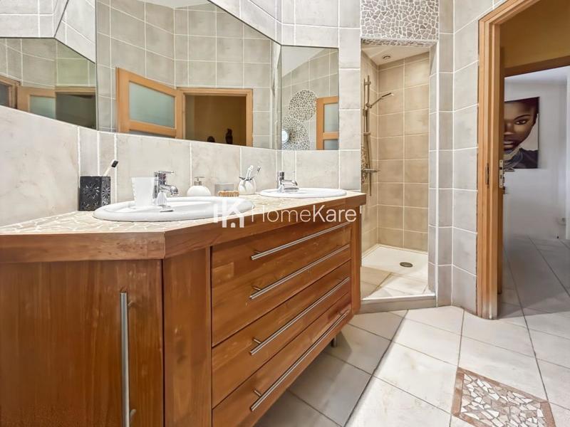 Maison d'architecte - 185 m² - 7 pièces