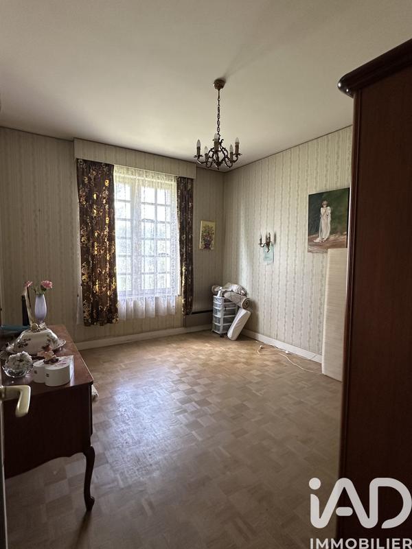 Maison - 322 m² - 9 pièces