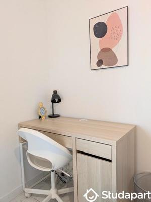 Chambre - 10 m² - 1 pièce