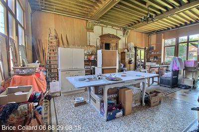 Maison - 230 m² - 8 pièces