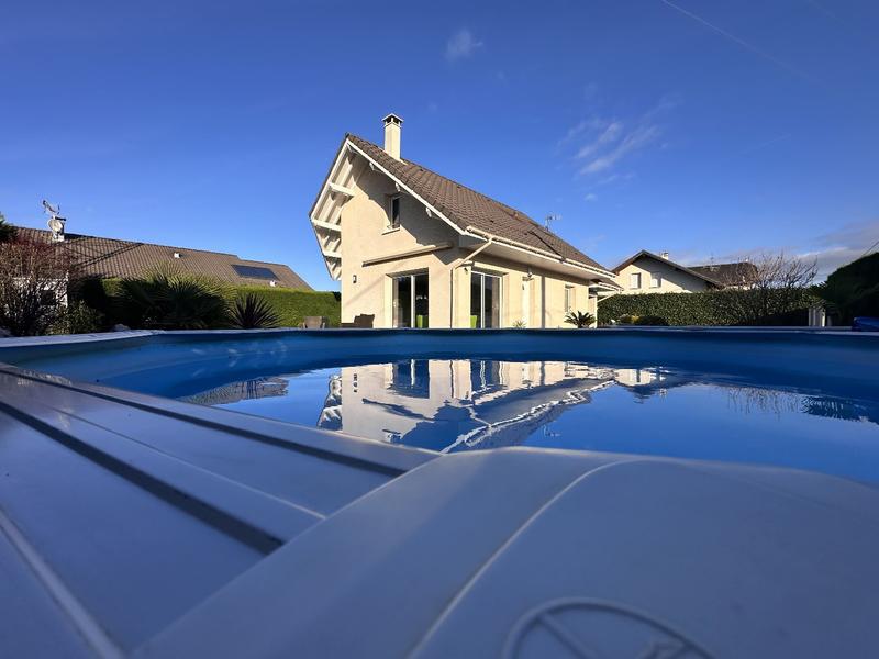 Maison - 108 m² - 5 pièces