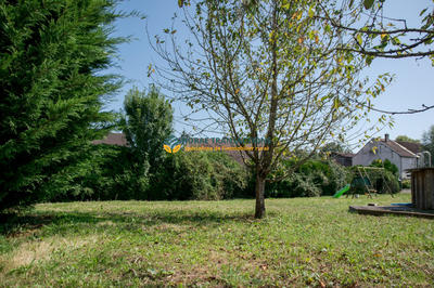 Maison - 232 m² - 7 pièces