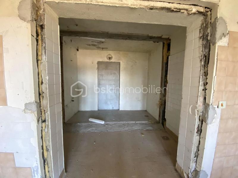 Appartement - 84 m² - 2 pièces