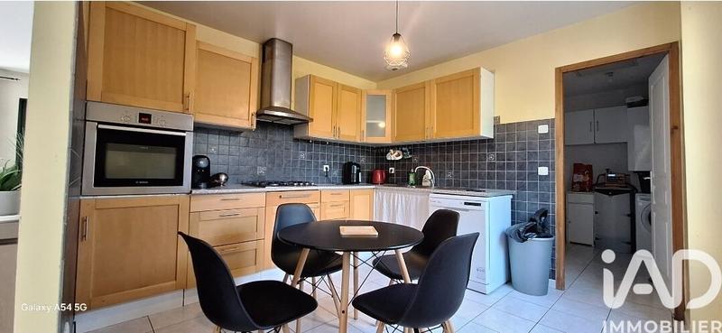 Maison - 97 m² - 6 pièces