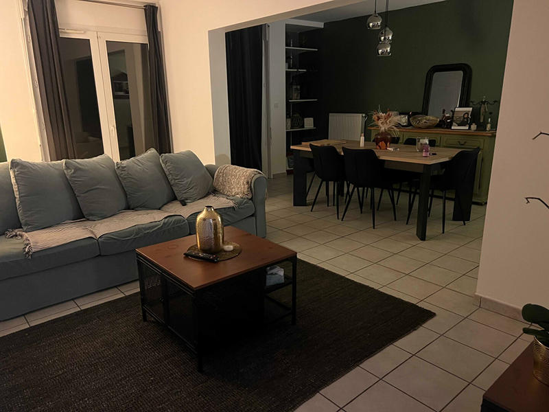 Appartement - 90 m² - 4 pièces