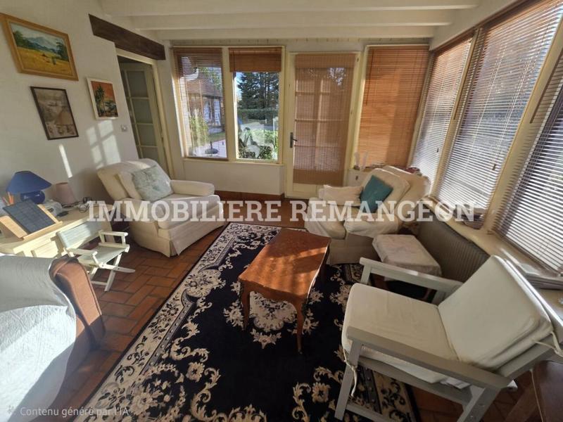 Demeure - 235 m² - 6 pièces