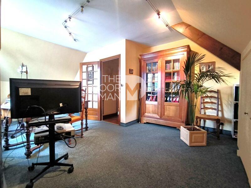 Maison en pierre - 180 m² - 9 pièces