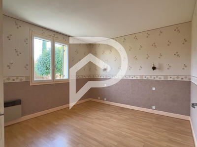 Maison - 97 m² - 5 pièces