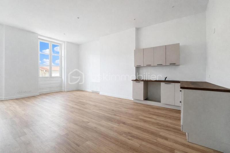 Appartement bourgeois - 86 m² - 3 pièces