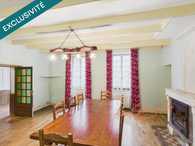 Maison - 317 m² - 10 pièces