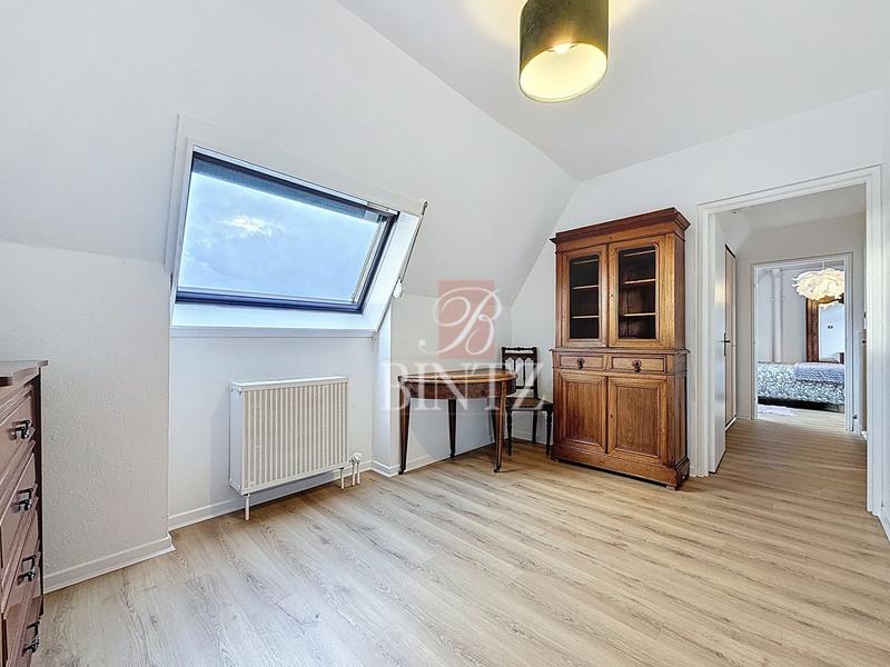 Appartement - 104 m² - 5 pièces