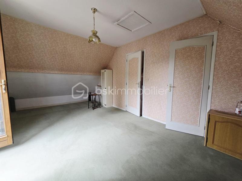 Maison traditionnelle - 94 m² - 4 pièces