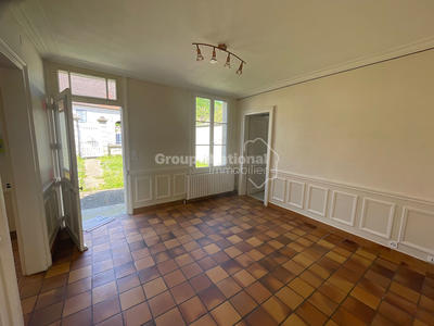 Maison - 92 m² - 5 pièces
