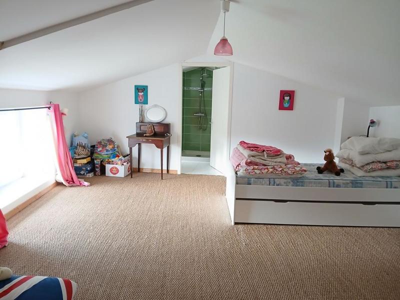 Propriété - 171 m² - 5 pièces