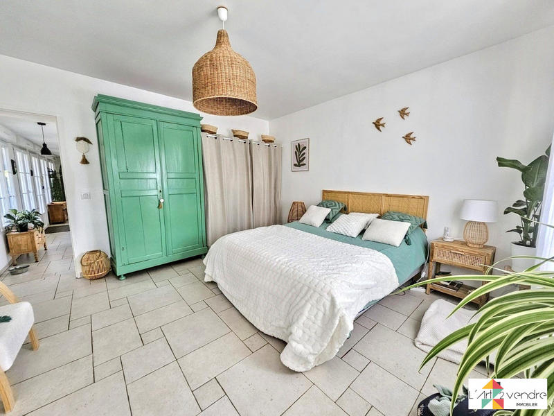 Maison - 182 m² - 6 pièces