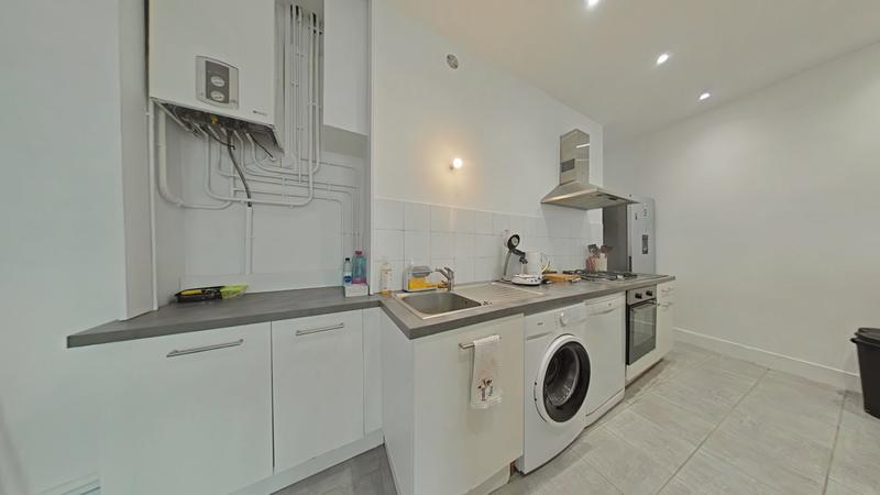 Appartement - 83 m² - 4 pièces