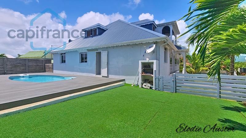 Villa - 226 m² - 8 pièces