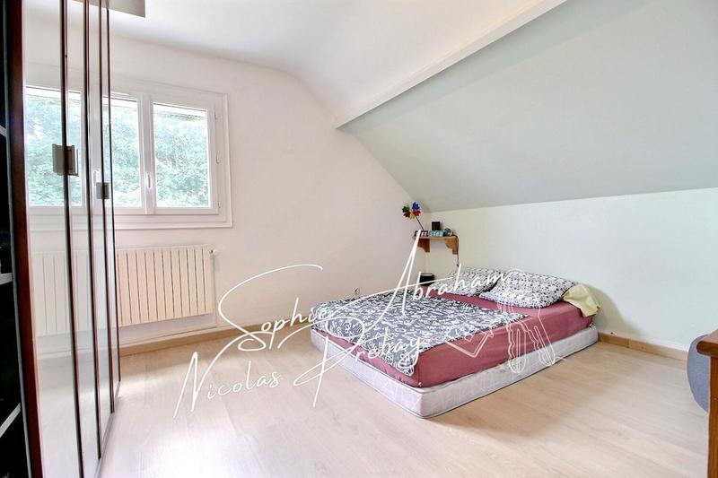 Maison - 161 m² - 7 pièces