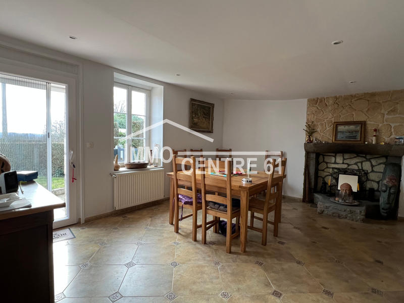 Maison - 101 m² - 6 pièces