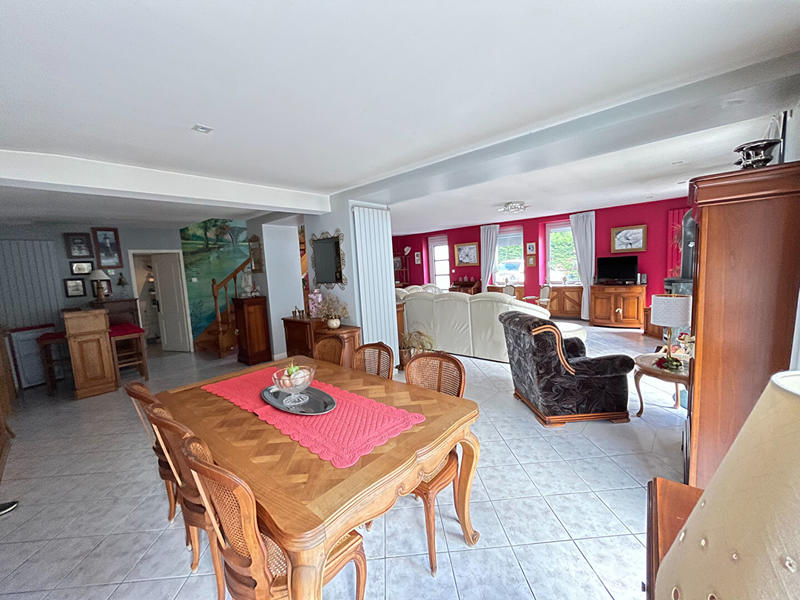 Maison - 152 m² - 5 pièces