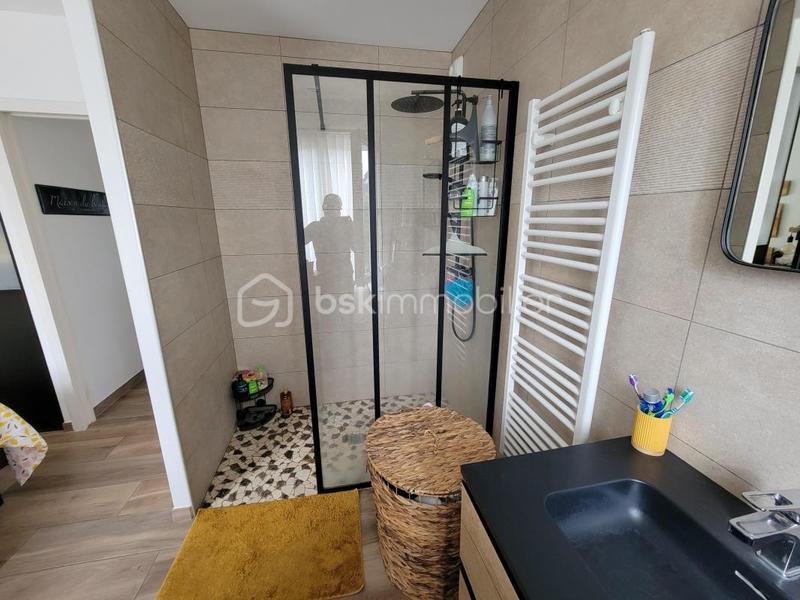 Maison - 169 m² - 8 pièces