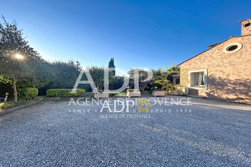 Maison - 174 m² - 4 pièces