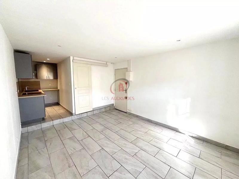 Studio - 23 m² - 1 pièce